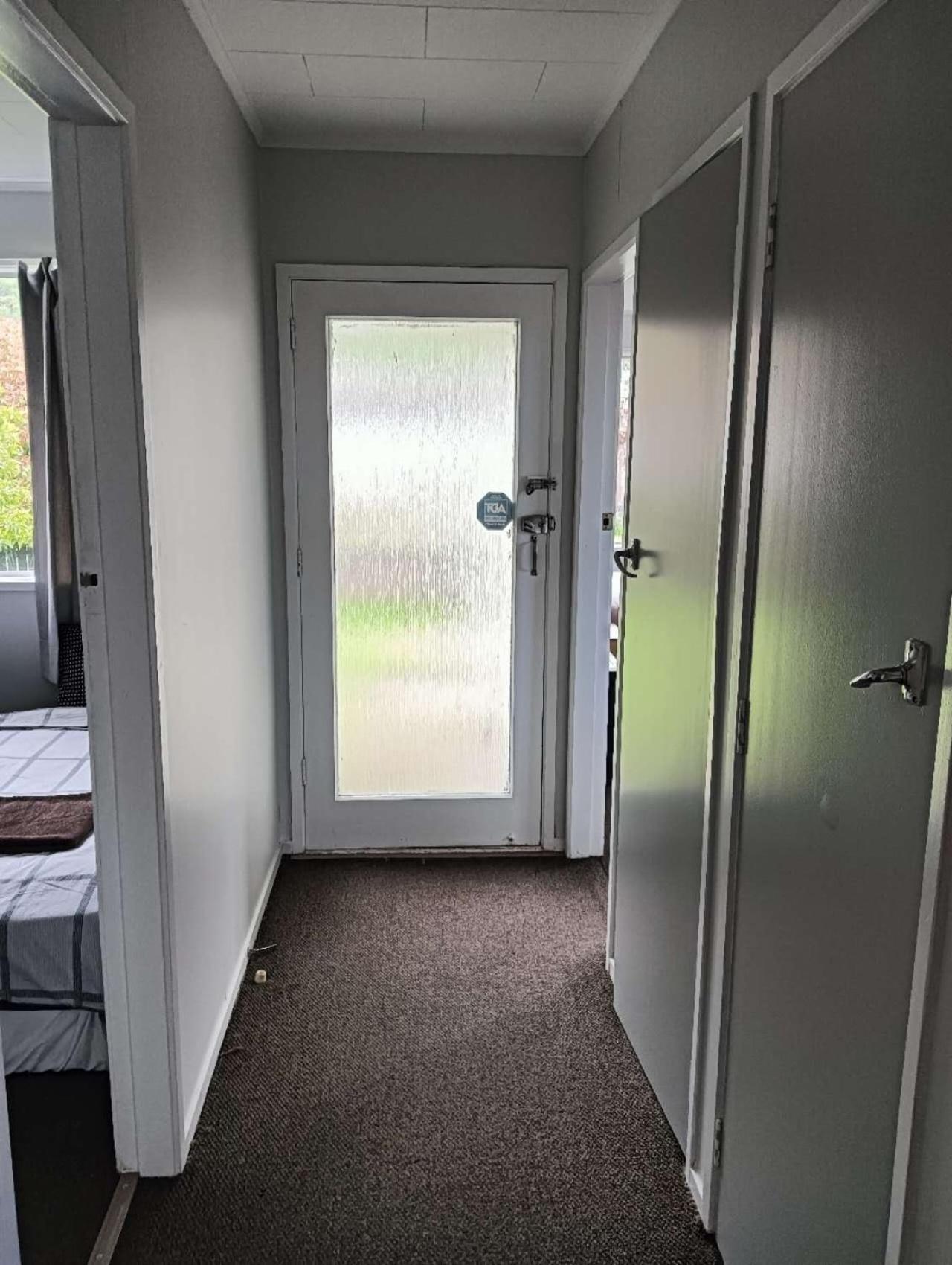 Three-Bedroom House A At 23 Mallard Drive, Selwyn Heights Rotorua Kültér fotó