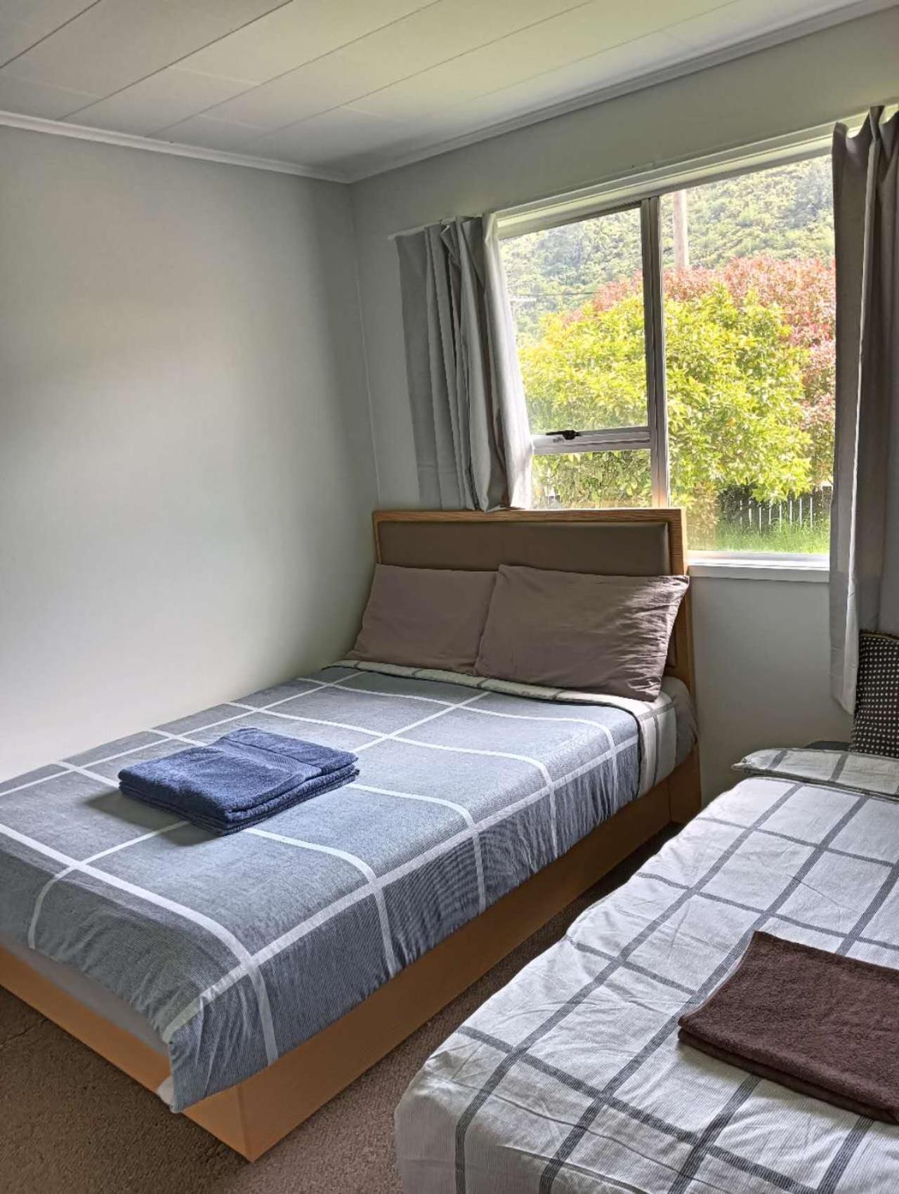 Three-Bedroom House A At 23 Mallard Drive, Selwyn Heights Rotorua Kültér fotó